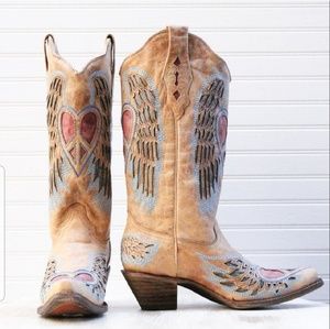 Corral boots